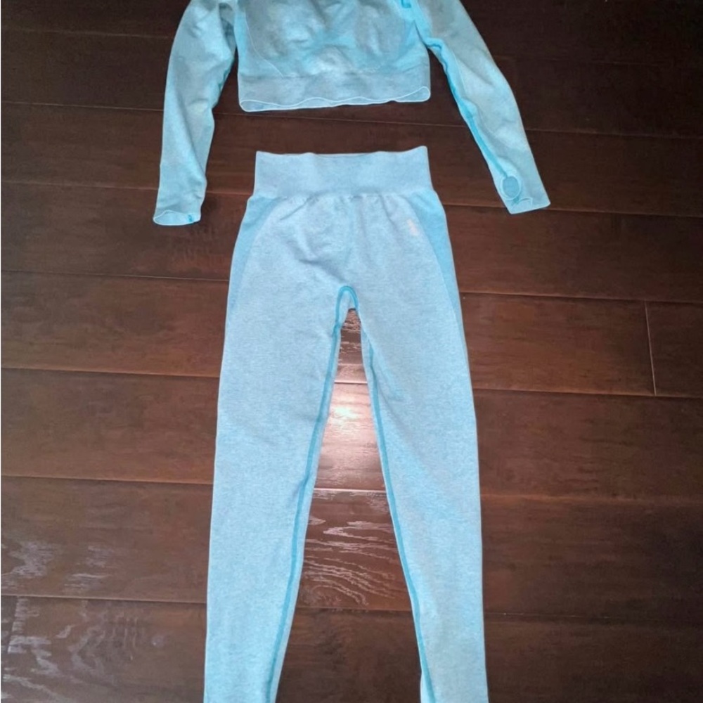 Gymshark Light Blue Women's Leggings Set